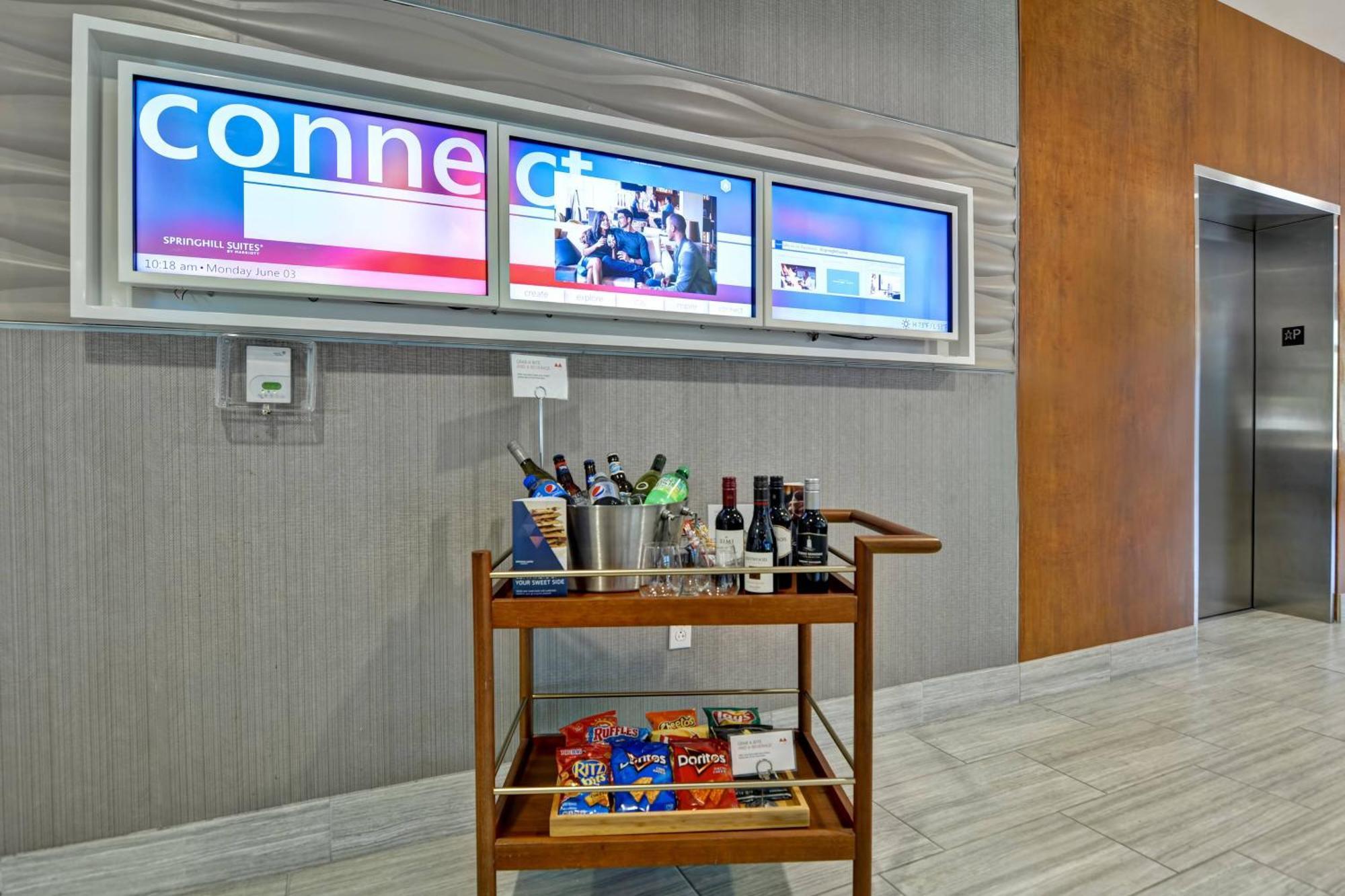 Springhill Suites By Marriott Cincinnati Midtown Bagian luar foto